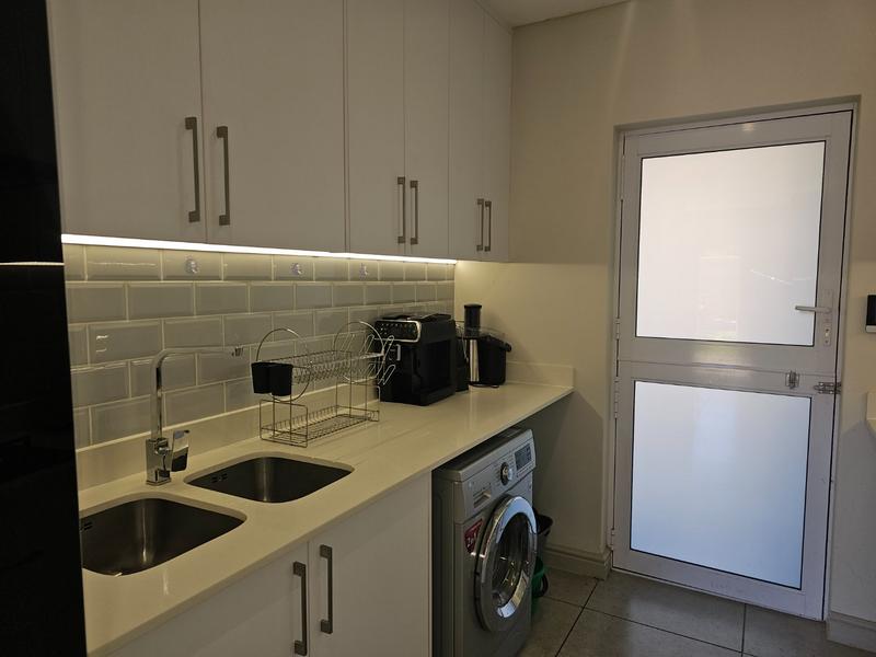 3 Bedroom Property for Sale in Hartenbos Central Western Cape